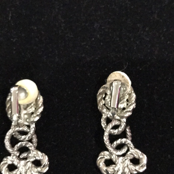 Vintage 80’s clip earring - Picture 4 of 4